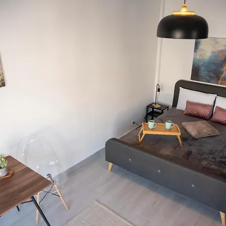 Neapolis Apt Lycabetus View * Athens